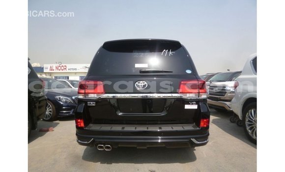Buy Import Toyota Land Cruiser Black Car in Import - Dubai in Dakar Buy Import Toyota Land Cruiser Black Car in Import - Dubai in Dakar