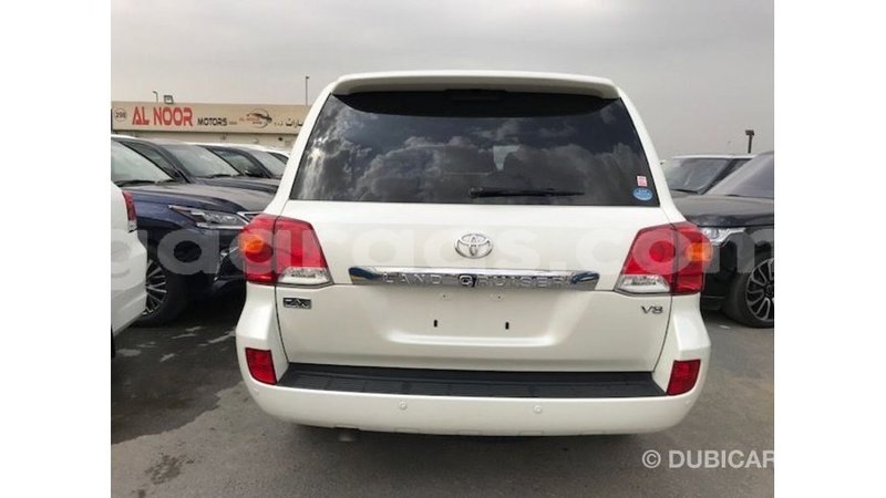 Big with watermark toyota land cruiser dakar import dubai 4974