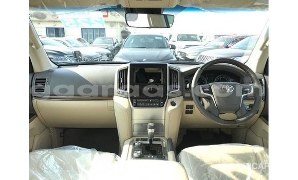 Buy Import Toyota Land Cruiser Black Car in Import - Dubai in Dakar Buy Import Toyota Land Cruiser Black Car in Import - Dubai in Dakar