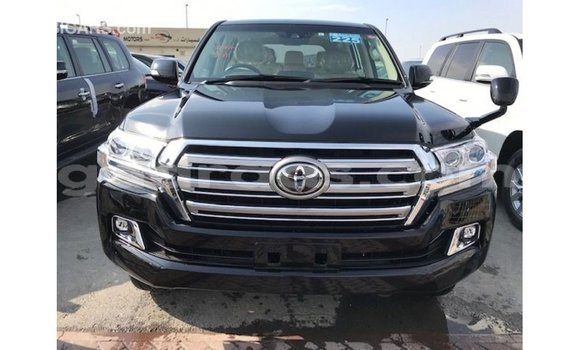 Buy Import Toyota Land Cruiser Black Car in Import - Dubai in Dakar Buy Import Toyota Land Cruiser Black Car in Import - Dubai in Dakar