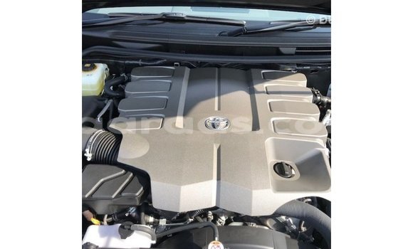 Buy Import Toyota Land Cruiser Black Car in Import - Dubai in Dakar Buy Import Toyota Land Cruiser Black Car in Import - Dubai in Dakar