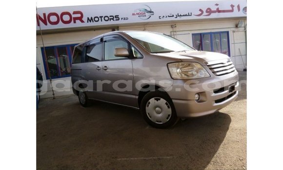 Acheter Import Voiture Toyota Voxy Autre à Import - Dubai, Dakar Acheter Import Voiture Toyota Voxy Autre à Import - Dubai, Dakar