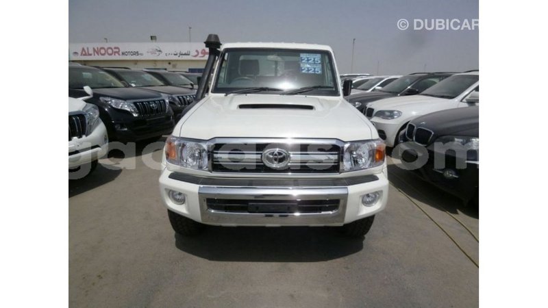 Big with watermark toyota land cruiser dakar import dubai 4997