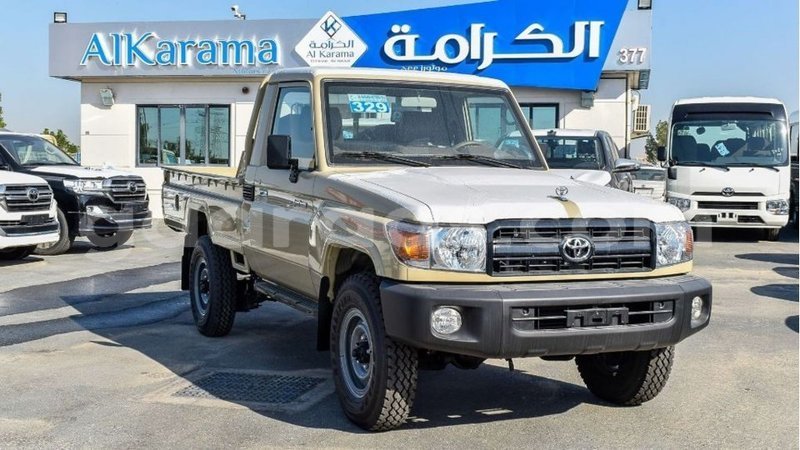 Big with watermark toyota land cruiser dakar import dubai 5014