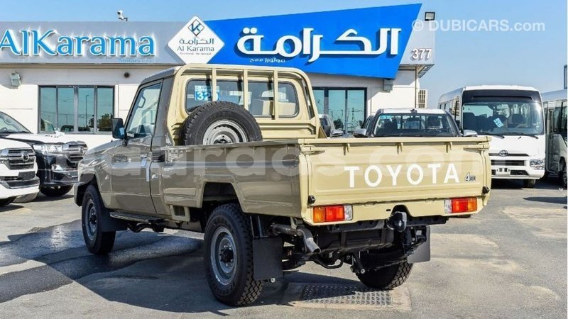 Big with watermark toyota land cruiser dakar import dubai 5014