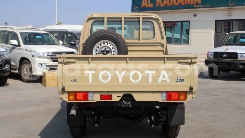 Big with watermark toyota land cruiser dakar import dubai 5026