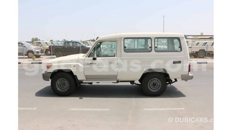 Big with watermark toyota land cruiser dakar import dubai 5039