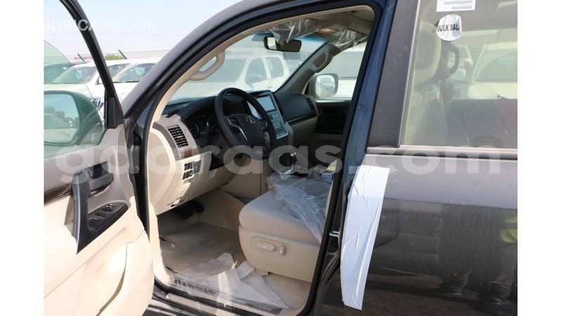 Big with watermark toyota land cruiser dakar import dubai 5042