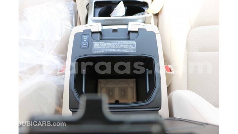 Big with watermark toyota land cruiser dakar import dubai 5042