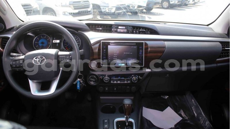 Big with watermark toyota hilux dakar import dubai 5044