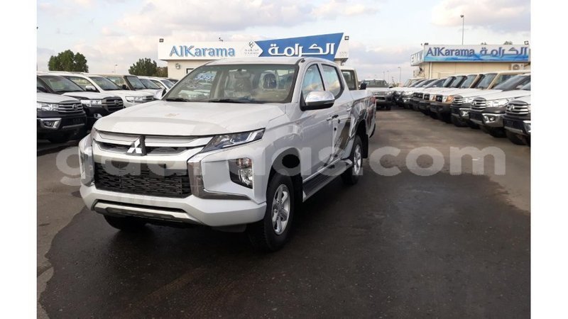 Big with watermark mitsubishi l200 dakar import dubai 5046