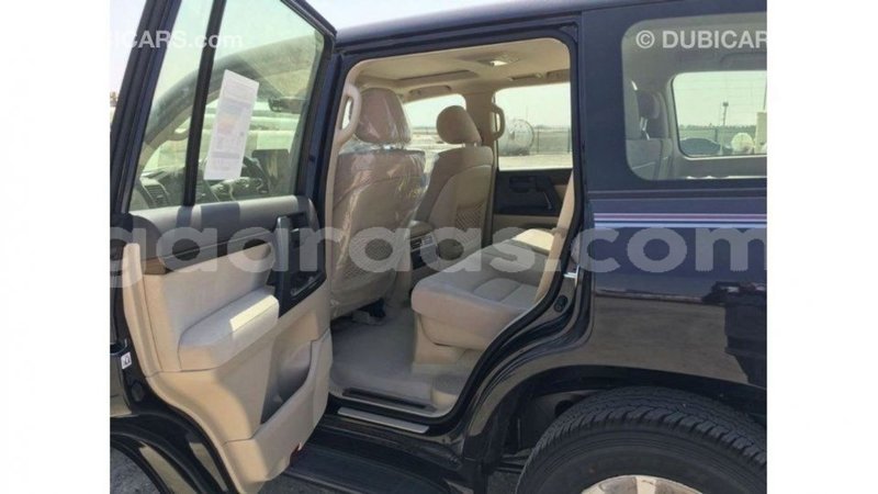 Big with watermark toyota land cruiser dakar import dubai 5052