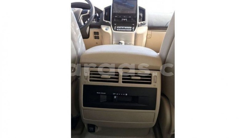 Big with watermark toyota land cruiser dakar import dubai 5052