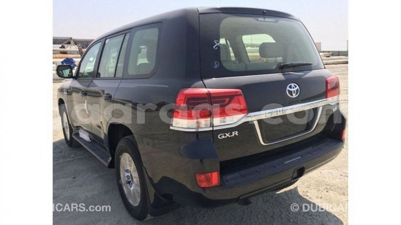 Big with watermark toyota land cruiser dakar import dubai 5052