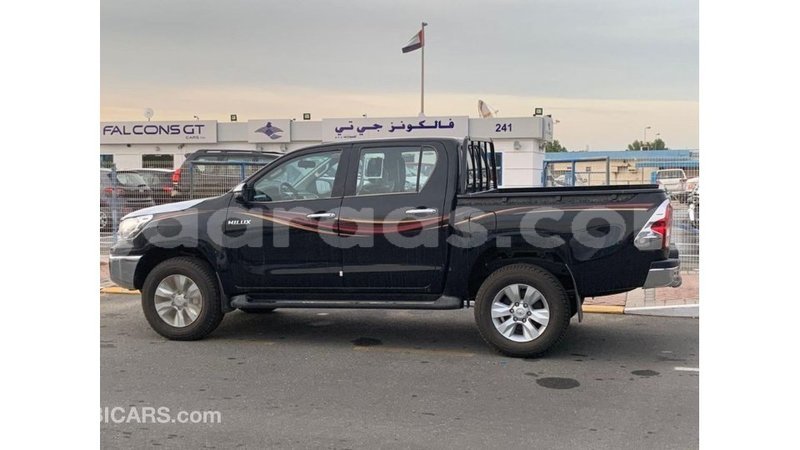 Big with watermark toyota hilux dakar import dubai 5061