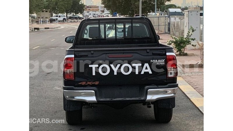 Big with watermark toyota hilux dakar import dubai 5063