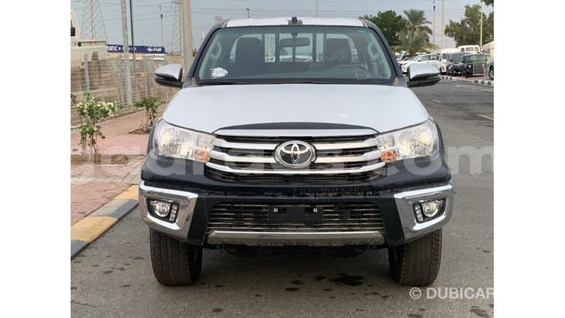 Big with watermark toyota hilux dakar import dubai 5063