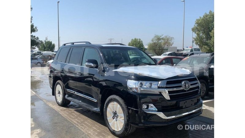 Big with watermark toyota land cruiser dakar import dubai 5068