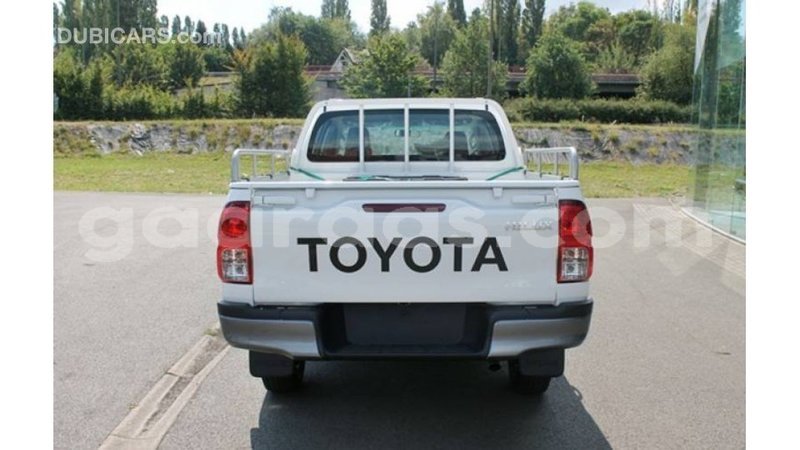 Big with watermark toyota hilux dakar import dubai 5070