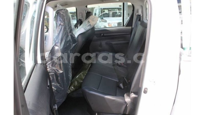 Big with watermark toyota hilux dakar import dubai 5078