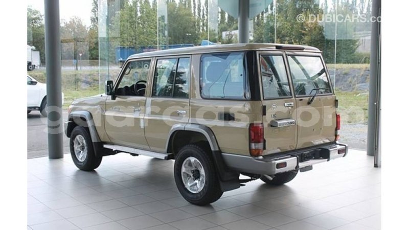 Big with watermark toyota land cruiser dakar import dubai 5084