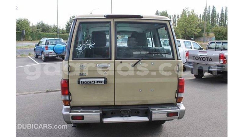 Big with watermark toyota land cruiser dakar import dubai 5084