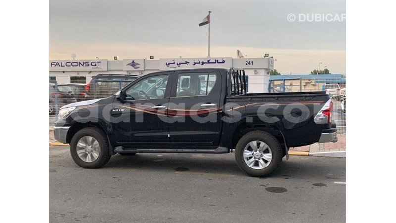 Big with watermark toyota hilux dakar import dubai 5086