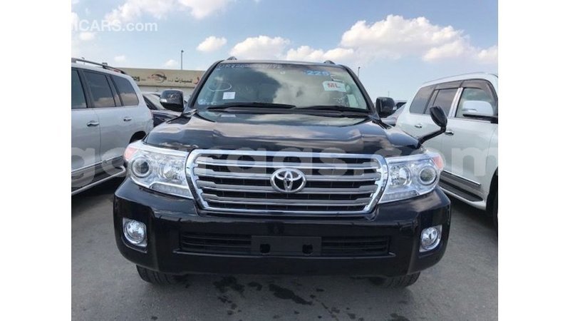 Big with watermark toyota land cruiser dakar import dubai 5097