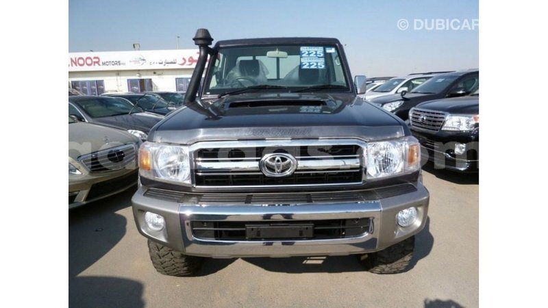 Big with watermark toyota land cruiser dakar import dubai 5109