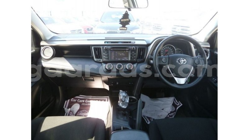 Big with watermark toyota 4runner dakar import dubai 5113