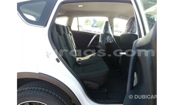 Buy Import Toyota 4Runner White Car in Import - Dubai in Dakar Buy Import Toyota 4Runner White Car in Import - Dubai in Dakar
