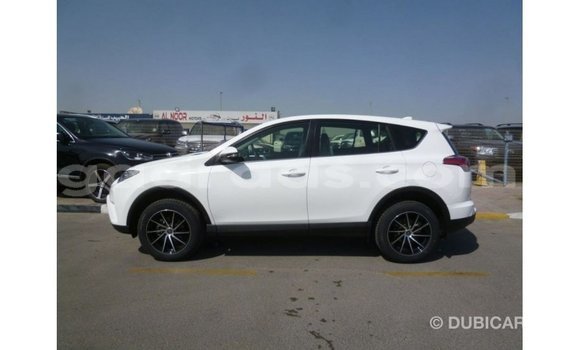 Buy Import Toyota 4Runner White Car in Import - Dubai in Dakar Buy Import Toyota 4Runner White Car in Import - Dubai in Dakar