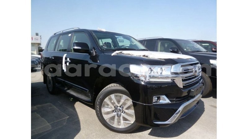 Big with watermark toyota land cruiser dakar import dubai 5120