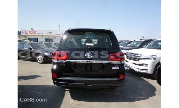 Buy Import Toyota Land Cruiser Black Car in Import - Dubai in Dakar Buy Import Toyota Land Cruiser Black Car in Import - Dubai in Dakar