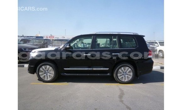 Buy Import Toyota Land Cruiser Black Car in Import - Dubai in Dakar Buy Import Toyota Land Cruiser Black Car in Import - Dubai in Dakar