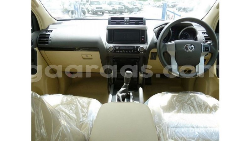 Big with watermark toyota prado dakar import dubai 5127