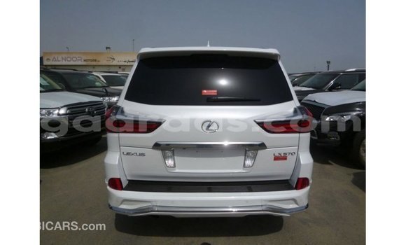 Acheter Import Voiture Lexus LX Blanc à Import - Dubai, Dakar Acheter Import Voiture Lexus LX Blanc à Import - Dubai, Dakar