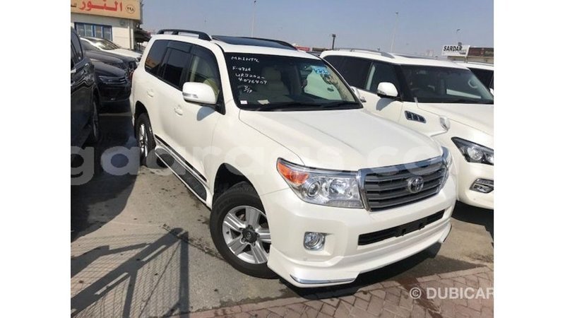 Big with watermark toyota land cruiser dakar import dubai 5148