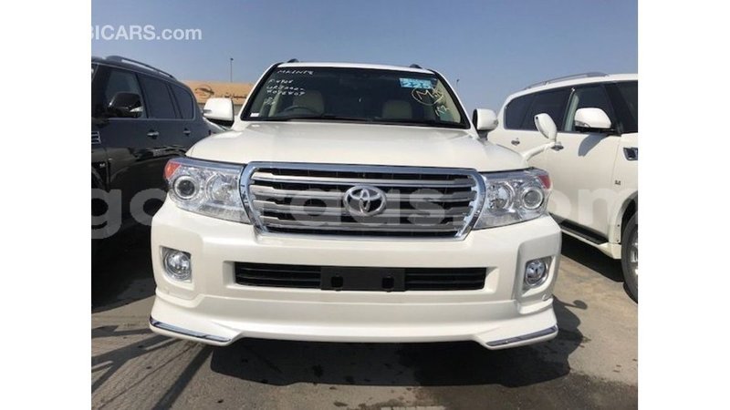 Big with watermark toyota land cruiser dakar import dubai 5148