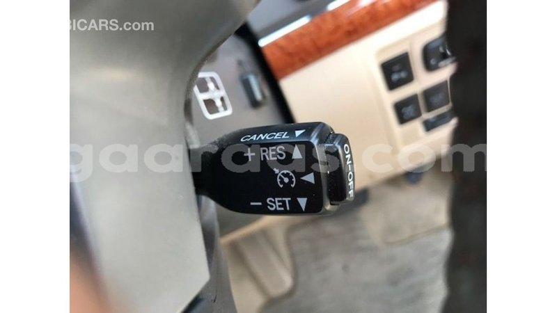 Big with watermark toyota land cruiser dakar import dubai 5148