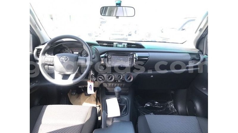 Big with watermark toyota hilux dakar import dubai 5149