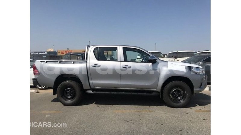 Big with watermark toyota hilux dakar import dubai 5149