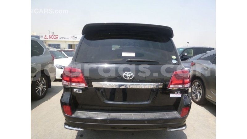 Big with watermark toyota land cruiser dakar import dubai 5156