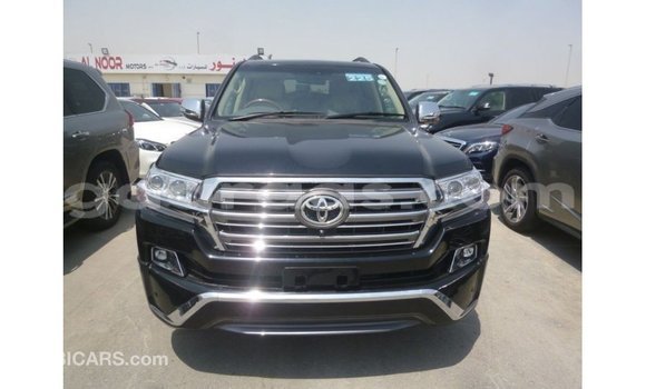 Acheter Import Voiture Toyota Land Cruiser Noir à Import - Dubai, Dakar Acheter Import Voiture Toyota Land Cruiser Noir à Import - Dubai, Dakar