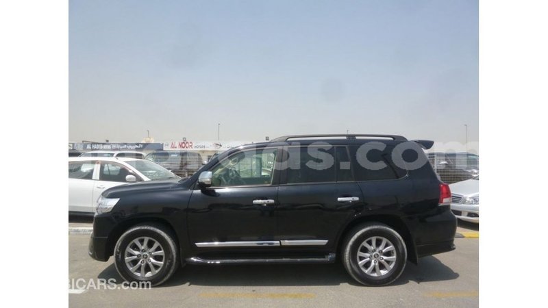 Big with watermark toyota land cruiser dakar import dubai 5156