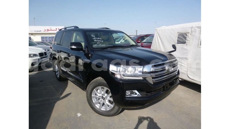 Big with watermark toyota land cruiser dakar import dubai 5163