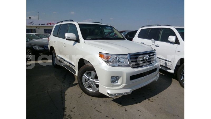 Big with watermark toyota land cruiser dakar import dubai 5167