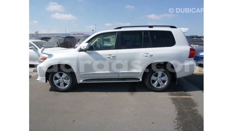 Big with watermark toyota land cruiser dakar import dubai 5167