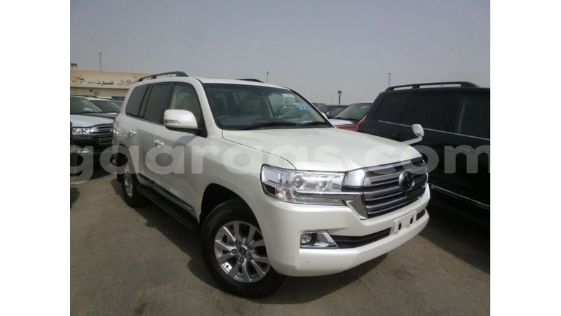 Big with watermark toyota land cruiser dakar import dubai 5174