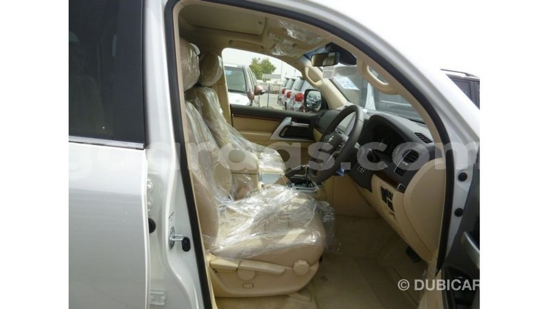 Big with watermark toyota land cruiser dakar import dubai 5174